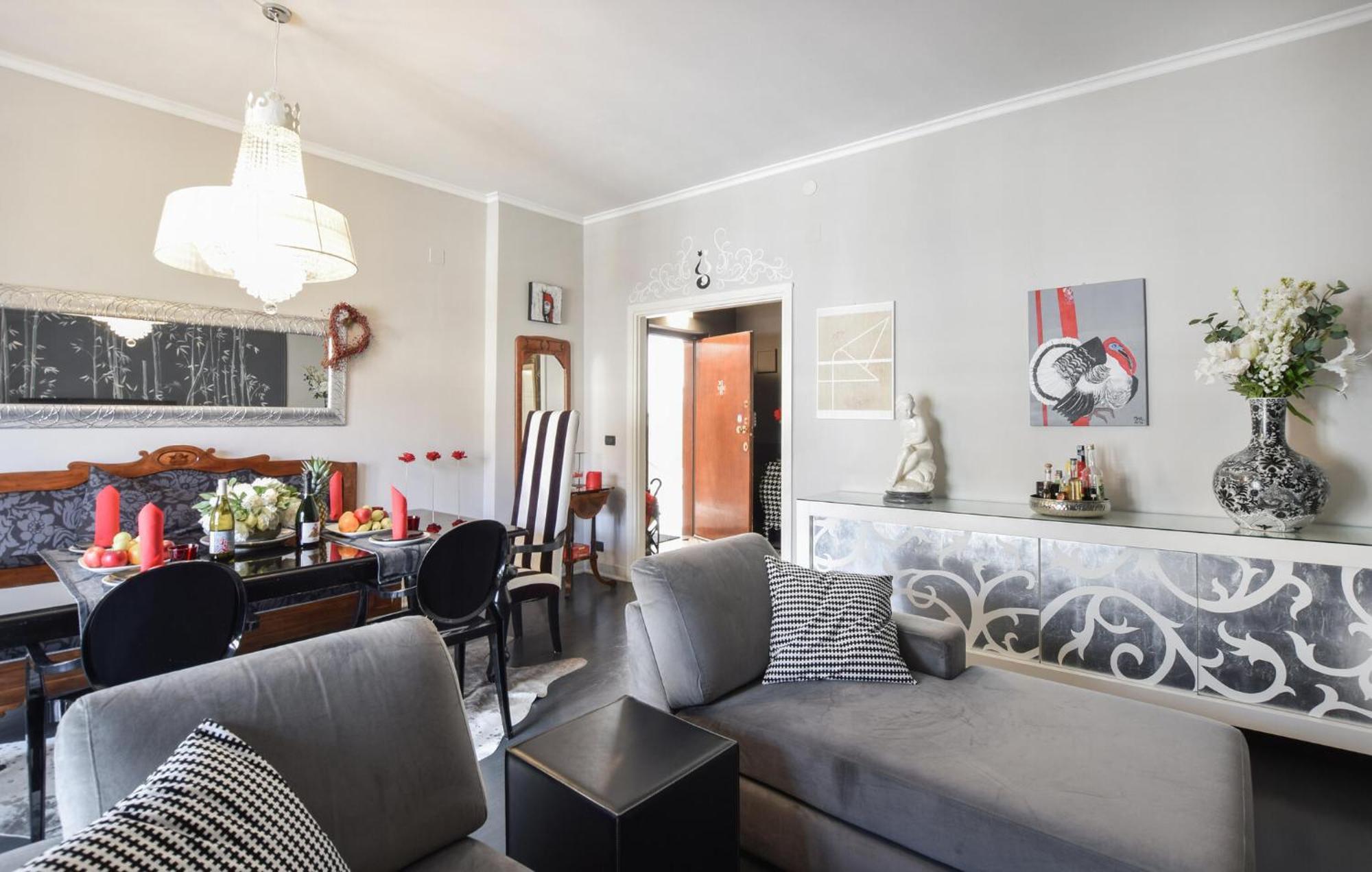 2 Bedroom Cozy Apartment In Gorizia Luaran gambar