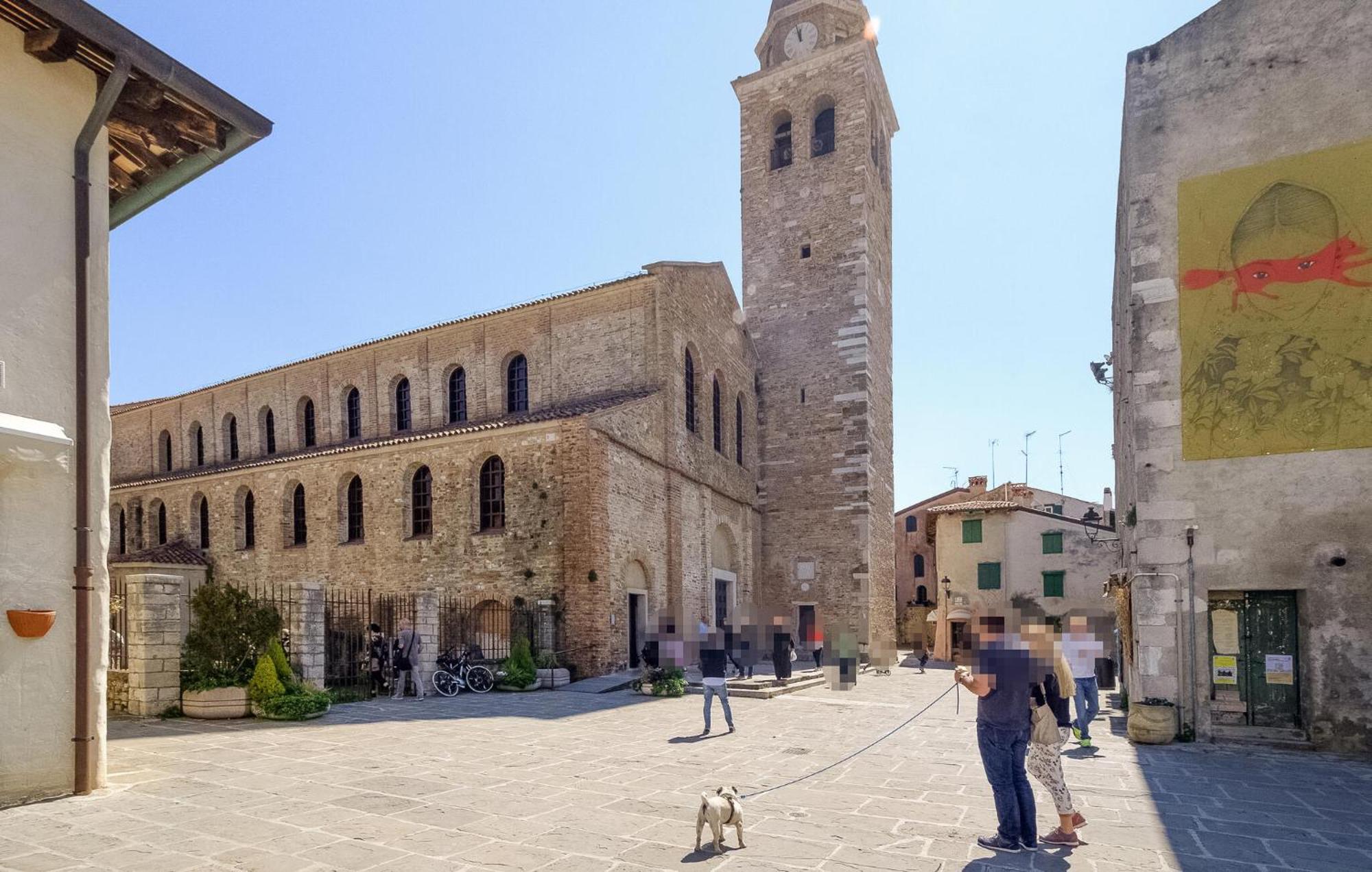 2 Bedroom Cozy Apartment In Gorizia Luaran gambar